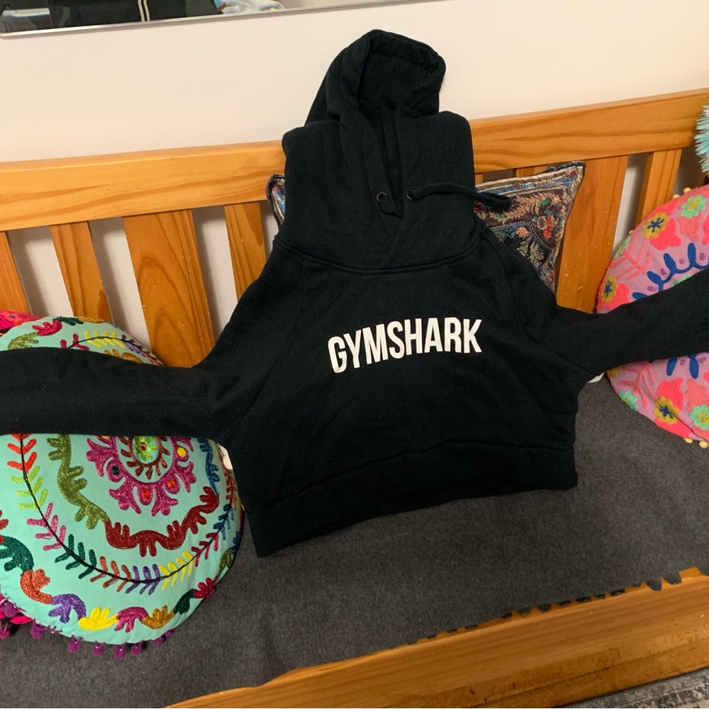 Small Gymshark crop top hoodie